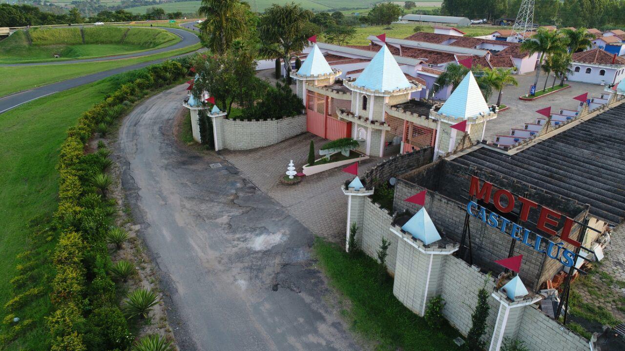 Castellu'S (Adults Only) Hotell Pirassununga Exteriör bild